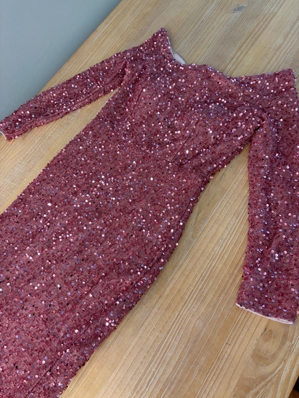 Long Sequin Dress With Slit Off Shoulders